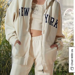 Brandy Melville New York cream